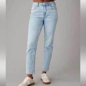 AE Strigid Mom Jeans 14 SHORT